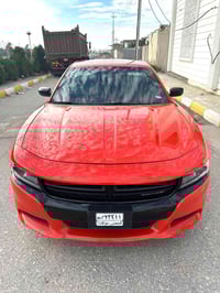 تشارجر SXT • بلاك توب • ٢٠٢١