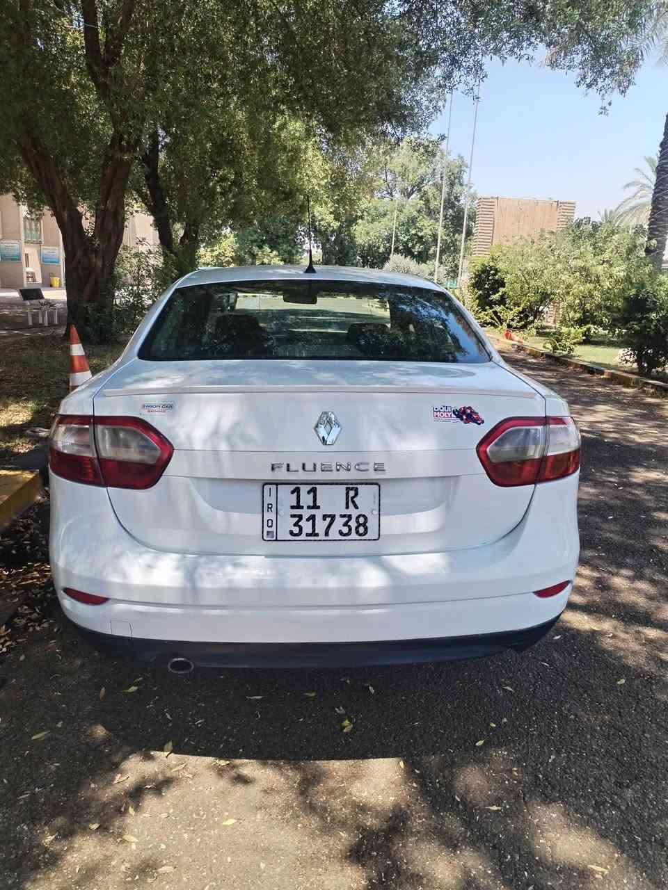 السلام عليكم
رينو فلونس ٢٠١٤
رقم بغداد انكليزي ب اسمي
محرك مكفول كير مبدل جديد
 تبريد شغال
 كهربائيات كلها على البلاد
 داخل نظيف
 صدر امامي خلفي جديد
صبغ جاملغ خلفي يمين ورشات بسيطه بنفس الصفحه
العنوان بغداد/ البياع المعالف/شارع الدكتور حافظ
السعر ٦٨
***********
