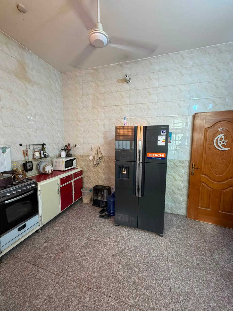 🏡/ دار للبيع المساحة ١٠٠ م ركن طابو زراعي سند ٢٥ 

                  الواجهة ١٠ م / النزال ١٠ م

🧱/ بناء نظيف جداً 

الطابق الاول / مطبخ. هول . استقبال . غرفة نوم . مجمع صحيات داخلية وخارجية 

الطابق الثاني/ غرفتين نوم . هول . مجمع صحيات 

🌏الموقع / حلة شارع ٨٠ خلف سكلة العلم قرب حي القضاة 

لمعرفة السعر مراسلة الصفحة 

⭕️ نستقبل جميع العروض التجارية والسكنية والزراعية في جميع مناطق الحلة 

مكتب بشار للعقار والمقاولات شارع ٦٠ بداية شارع الحسينية 

***********

***********
