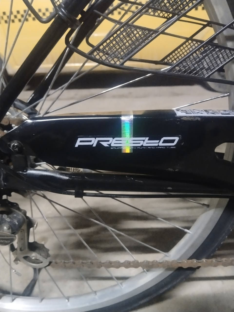 السلام عليكم اخوان عندي بايسكل للبيع او مراوس موديل 20 السعر هوة وغراضة 140وبي مجال 
بلا غراض 125
والاستفسارات الخاص مفتوح حلة مرور 24ساعة 
وهاذة رقمي ***********
