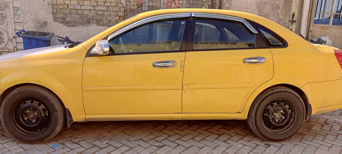 سلام عليكم اوبترا موديل ١١رقم انكليزي بغداد باسمي بيها منظومه غاز سونارها عندي بيها  جاملغ وبنيد وبيها دعجه من جوه بمكان الاسبير سعر 57 رقمي ***********
