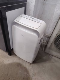 وبركاته أغراض مستعمله نضيفه للبيع ٠٧٧٢٦٨١٨٤٤٤