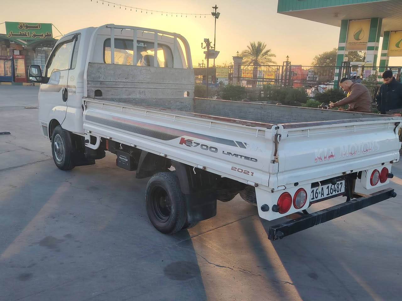 سلام عليكم البيع كيه 2014
مكفوله  من الصبغ والضربه والتبديل
شاصي مكفول  والرقم الشاصي
حداديه نضيفه
مكينه بل كارتون  جديده
التبريد  ثلج شرط
الورك مكبن ومزودها وركه
بريكات توني مشتقلهن سايد بريك شقال
الدوشمه جديده
ورقم ديوانيه نكليزي
باتري جديد
السعر 108 وبيها مجال
العنوان النجف  قرب المطار
***********
