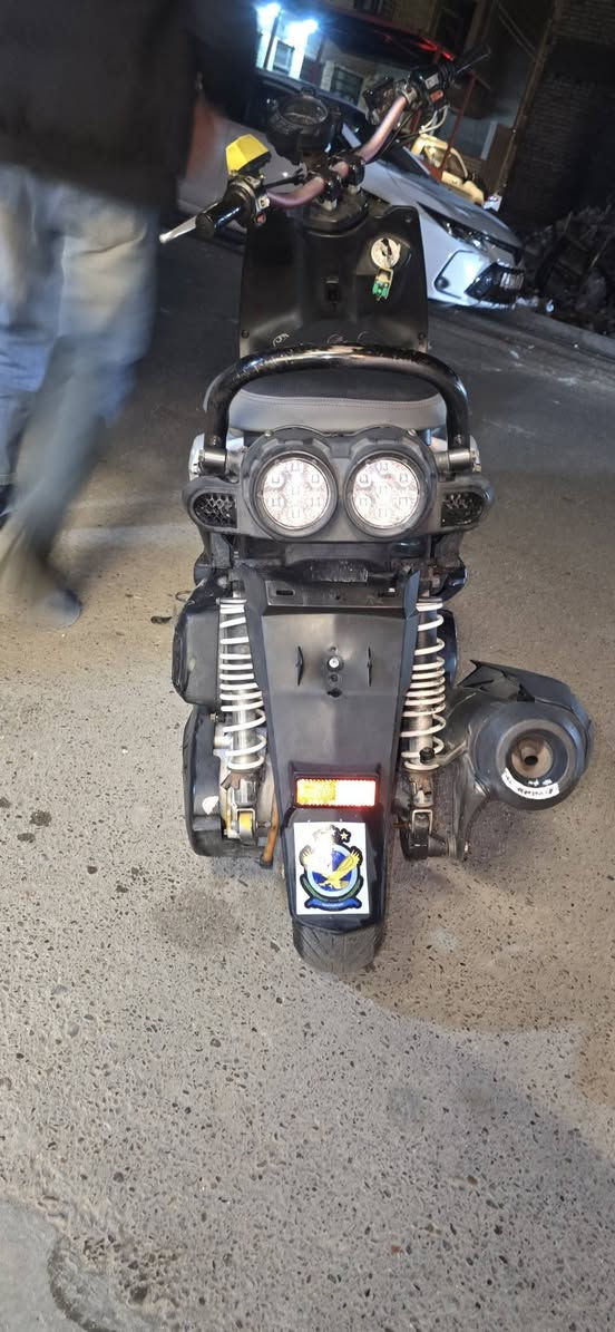 سلام عليكم اخوان 
سكنس جبلي 
بحاله الوكاله 
بيها كلج خلفي رياضي
خير من الله شلعه وكهربائيات ومكينه مكفوله
عنواني دوره 
سعر 950 وبيها مجال قليل 
مو شراي لا تعبني 
***********
ممتواجد عل فيس
