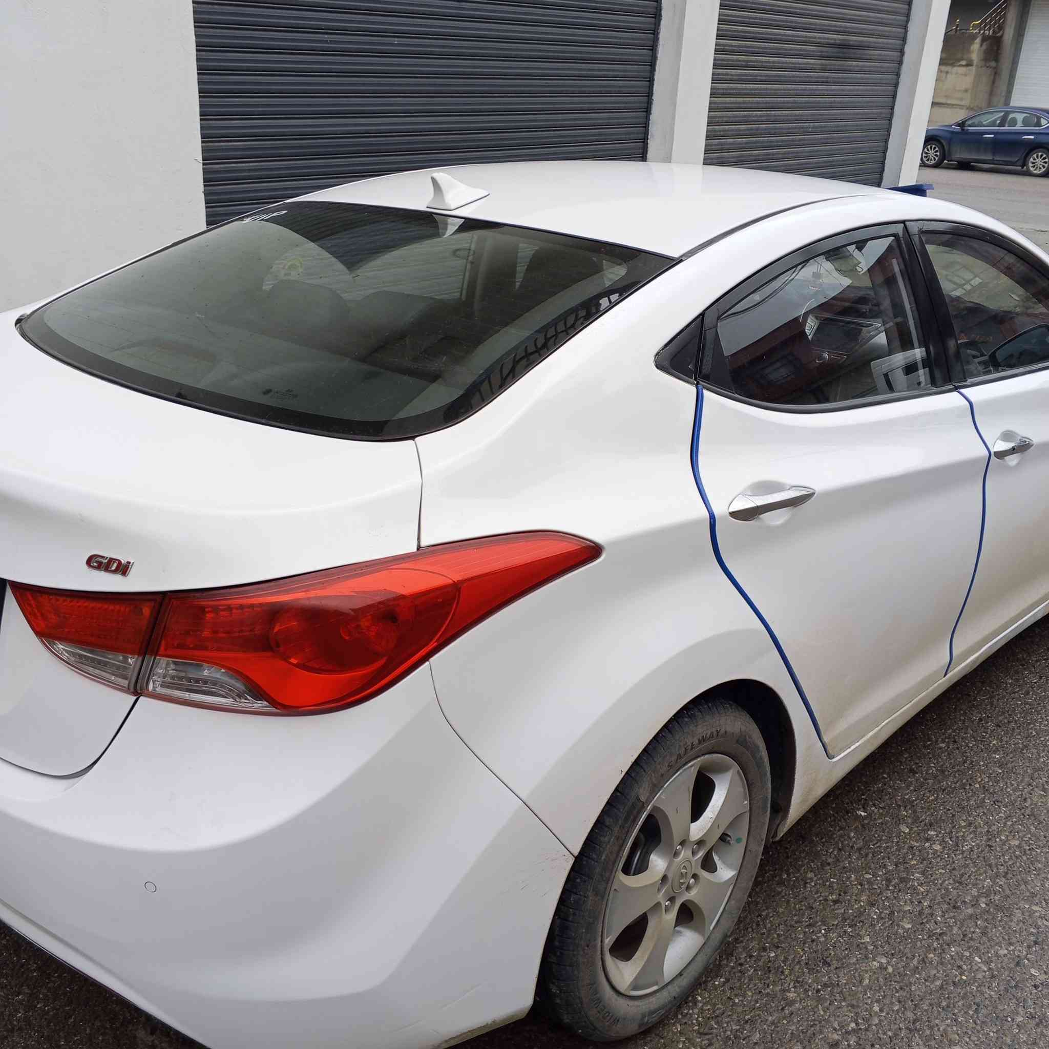 هۆندا ئەلێنترا فول فول 74 هەزار ڕۆیوە
بەسمە شاشە سەقف بیڵادی چوار تایەی لۆک
کوشن جڵد کوشن هیتەر  کوشنی دواوەشی هیتەر سوکان هیتەر گەرمی و ساردی مەزبوت حاسەو کامیرا ئاوێنە ئیشاڕەت کامل مەسڕەف کراوە ماڵی دۆستە 
***********
qaladze 
63 کەمێک مەحامەلە
