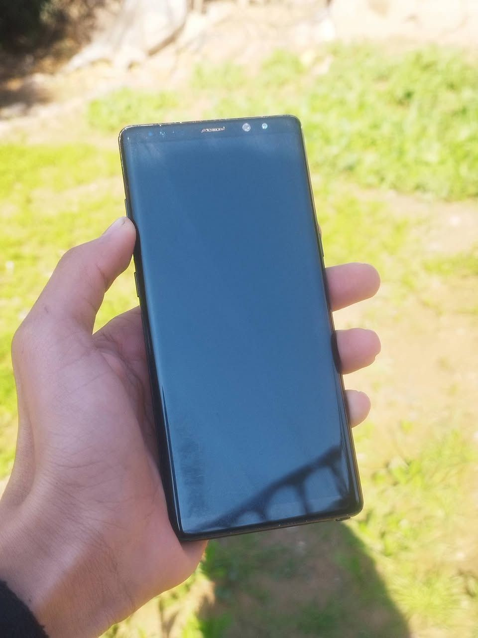 للبيع جهاز سامسونك جهاز فول نضافه فول ذاكره 64 قلم شغال بوبجي 60فريم كامرات فول السعر 110وبي مجال يرهم مراوس للاستفسار الاتصال ***********
