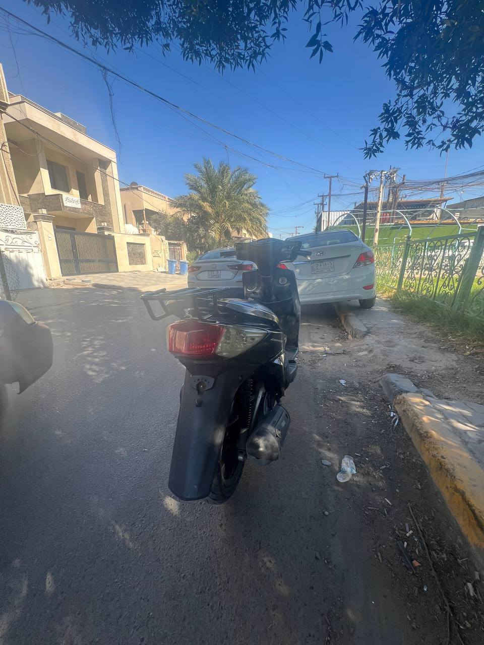 سلام عليكم سكنس فحل كابريتر كهربائيات كله شغال سلف هندر نكره وحده الصبح بيهه كلج امامي رياضي شلعه ومعدل تشك الكاع بجم جديد جاملغ جديد فج جديد جوزه جديده السعر 550 وبيه مجال حك جيه المكان بغداد الحريه ***********
