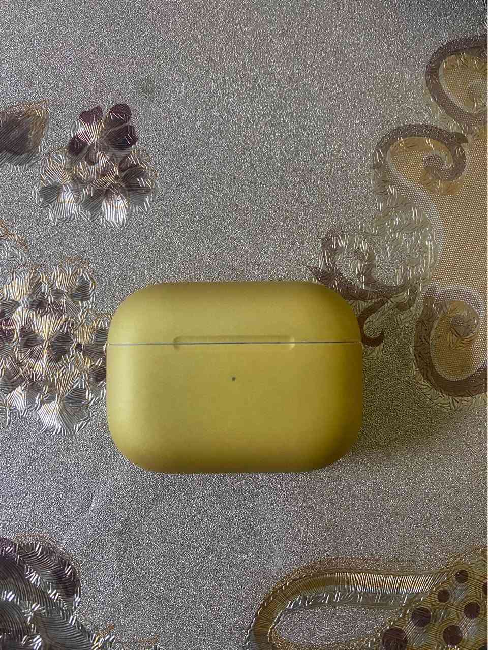 سلام عليكم ايربود اصلي برو 2 تشتغل بس تك قيم وخذ *********** بغداد, العراق
