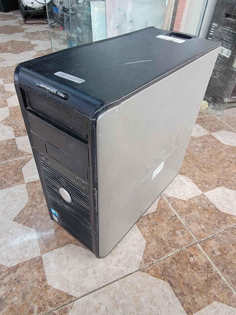 دسك توب شغال سعر 65 الف
توصيل 7 الف جميع المحافضات الشراي يدخل خاص و يدلل أربيل, العراق


**إذا كنت صاحب هذا الإعلان وتريد حذفه لأي سبب، رجاءا أرسل رسالة إلى الدعم الفني**