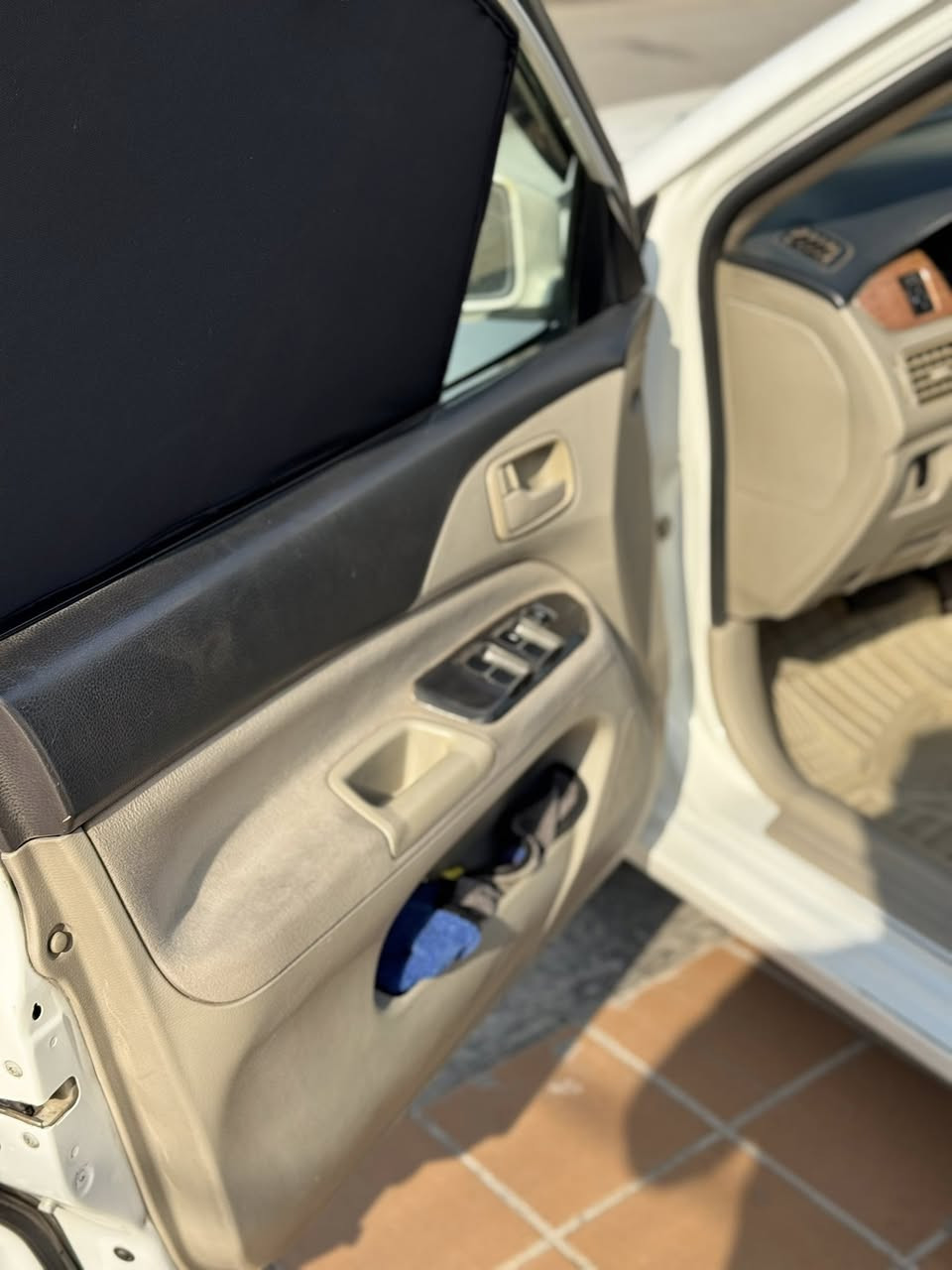 لانسر 2007سليمانيه سنويه بأسمي كير محرك صدر تايرات تبريد كهربائيات كله بالشرط محرك 1500 الاسود سقف بي جلح بلاديه السياره. سياره كلش نضيفه وبالعافيه ع الياخذها سعرها  78$  والسوك كلشي بي والله يرزق الجميع 
***********
