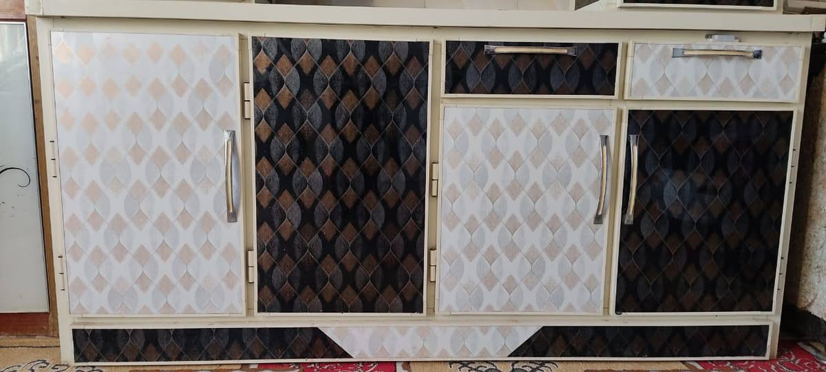 سلام عليكم طباخ 5 مشاعل شغال شرط الشغل 150 كاونتر مترين نظافه فول 225 وبي مجال قليل كلش عنوان نجف حي الزهراء ***********
