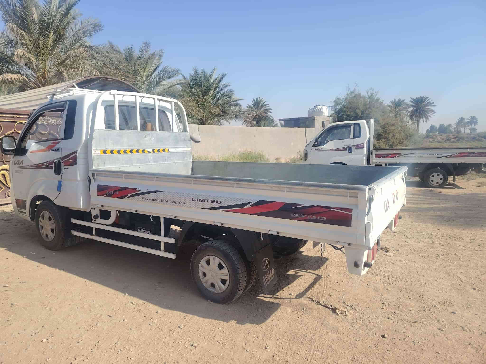 السلام عليكم كيه حمل رقم واسط الجديد موديل ٢٠١٣ مكفواله كفاله من الصبق ومن التبديل محرك كير تبريد ثلج صدر تخم تاير سنويه ال٣٠ سياره ماتصرف عليه ربع سعر٩٧  وبيه مجال  مكان بابل جبله ***********واتساب
***********
