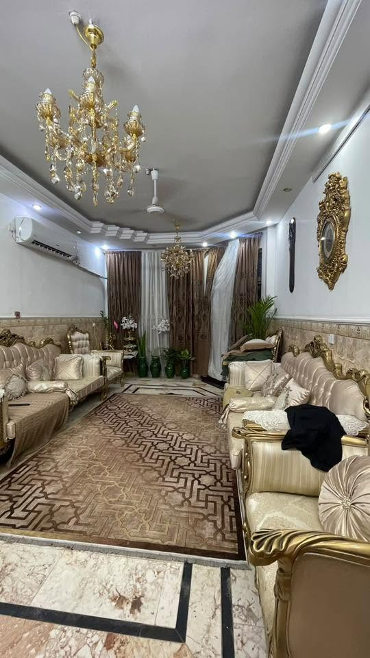 السلام عليك بيت للبيع مساحة 100 (وجه5 نزال20) شارع سنتر حي اور خلف لحوم ابو سجاد للاستفسار رقم ‭***********‬
