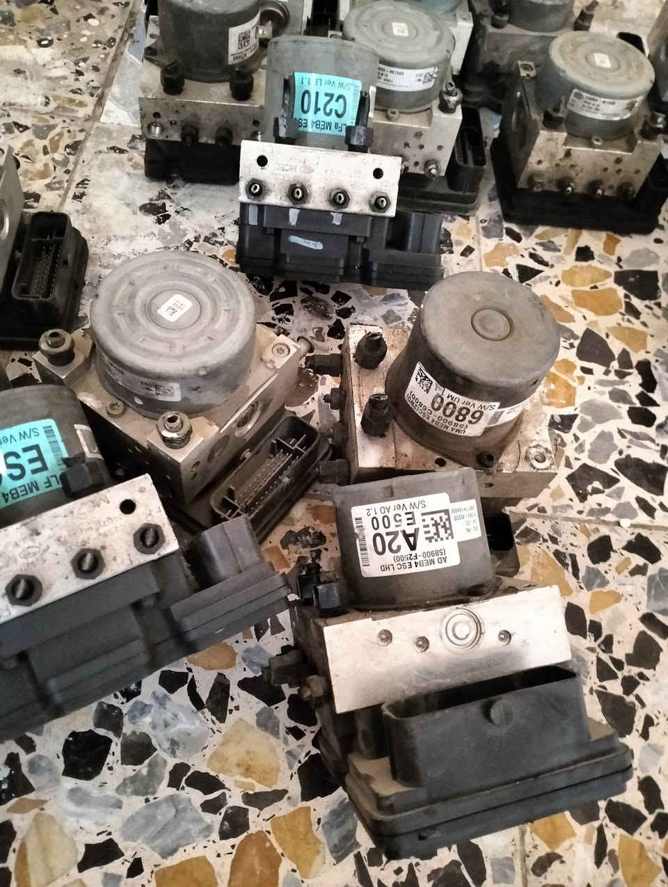 اللهم صل علئ محمد وال محمد وصول وجبه من ABS بريك للسيارت الكوريه وارد امريكي لكافه المديلات. الحديثه والقديمه. ***********
وتساب ***********
https://www.tiktok.com/@sjgb18saf?_t=ZS-90loKkkNqin&_r=1
