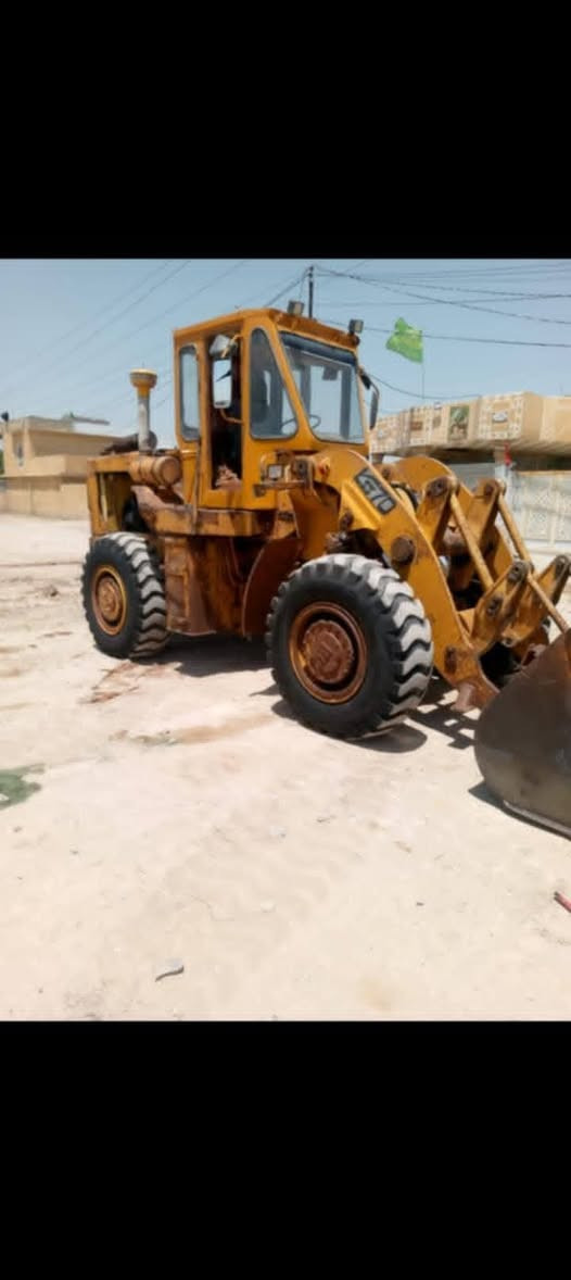 سلام عليكم 
للبيع شفل موديل 79،محرك بي ،بريك 4وياله،تخم تاير،محرك بي جديد لا تبخير لا صرف،كيله جديده،صينيه جديده ،رقم ميسان الماني سنويه ال 27 ،،،العنوان واسط سيطره الج ،،الاستفسار الرقم ***********مكلف بل نشر
