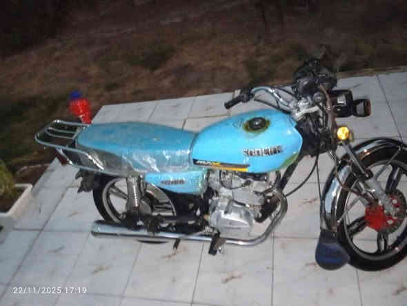 السلام عليكم اخوان سيفان موديل 2023 اوراق اسكنر محرك بل ليلون شلعه او معدل محرك  مامفتوح نضافه شوفت عينك مكان حله مركز السعر 490بيع مستعجل للستفسار ***********
