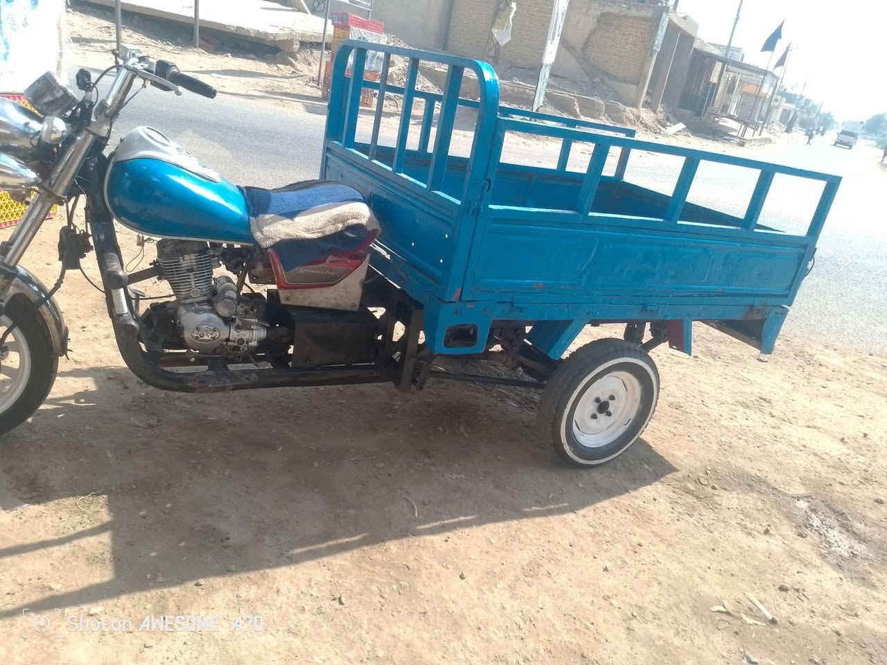 سلام عليكم شباب شباب ستوته للبيع موديل 14 ب 600 وبيها مجال ومكان ديوانيه العده ستوتهع العده ستوته وراح اعطيكم رقم الواتساب*********** ايش الراي بخير وتدلل حياكم الله
