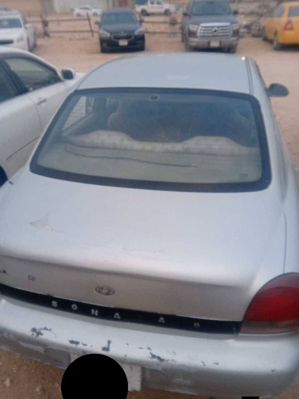 سياره سوناته منغولي موديل 2001 السيارة كير عادي بلادي   سياره بأسمي لسنه 2029 رقم نجف مكينه وكير مشروطات حداديه جديده السعر 35وبيها مجال للشراي اليحب يتواصل واتساب ***********
