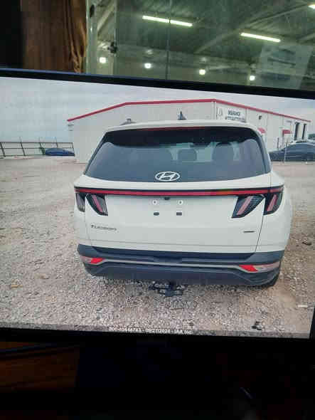 توسان للبيع موديل ٢٠٢٣
تبريد قطعتين 
رادارات جميع جهات 
ماشيه ٢٥ 
فور ويل 
جنطه كهرباء 
تحكمات جهتين
كشن كهرباء 
تدفئه كشنات 
بصمه 
فول عدا الفتحه 
المكان بغداد باسمي   
مامتواجد ع الفيس 
الاستفسار على الرقم 
***********
السعر ٢١٥
