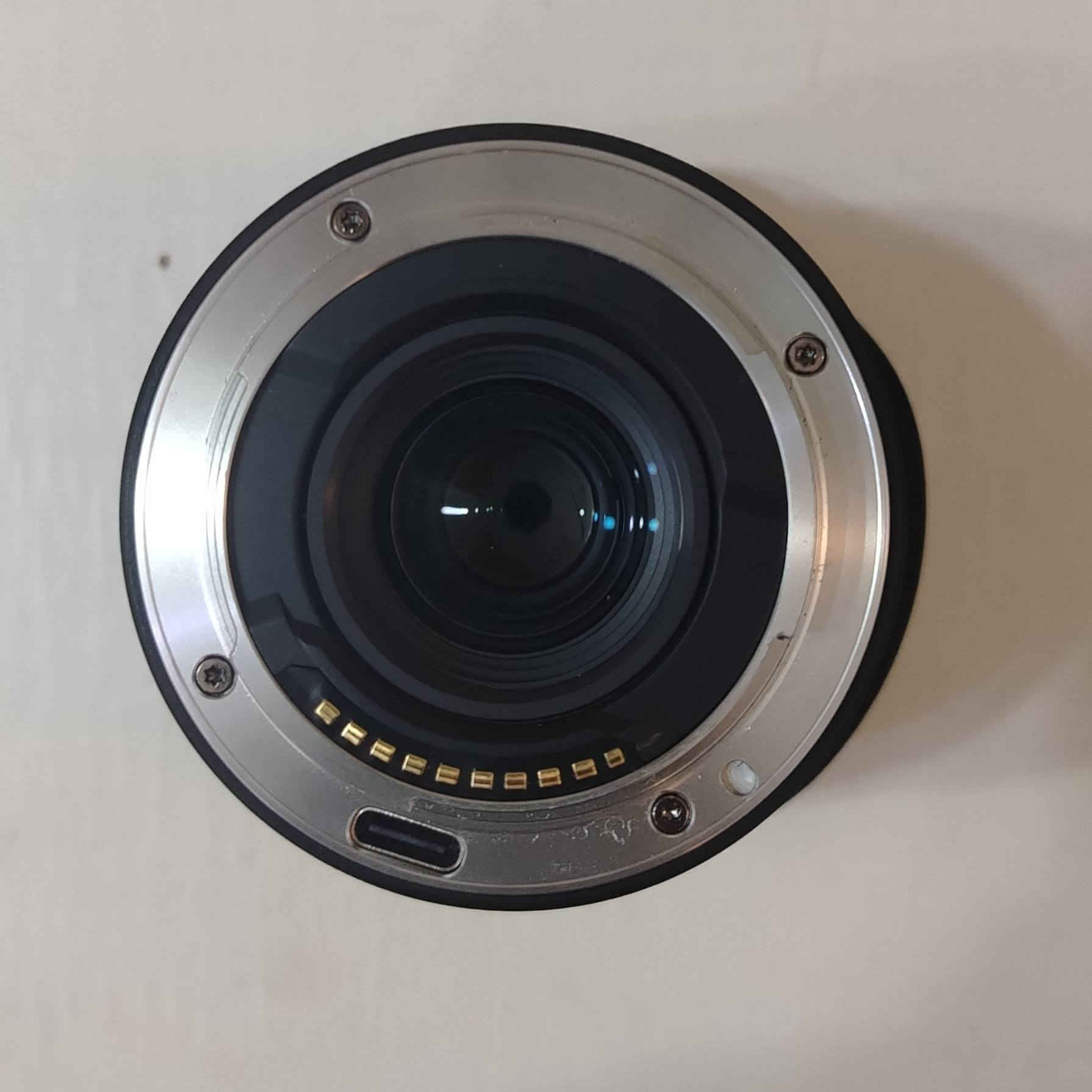 عدسة viltrox للسوني فول فريم العدسة وايد 14mm فتحة f4 اني كاصها من الشركة صارت عليه ب375 رايدها ب350 الف العدسة جديدة استخدام كلش قليل والحلو خفيفة على الرونن وبدون اي اهتزازات شغلها يخبل


**إذا كنت صاحب هذا الإعلان وتريد حذفه لأي سبب، رجاءا أرسل رسالة إلى الدعم الفني**