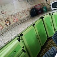 كاونتر مستعمل  طول خمسة مترات مع سنك مترين و عشرين حجر طبيعي مع ملحق ا...