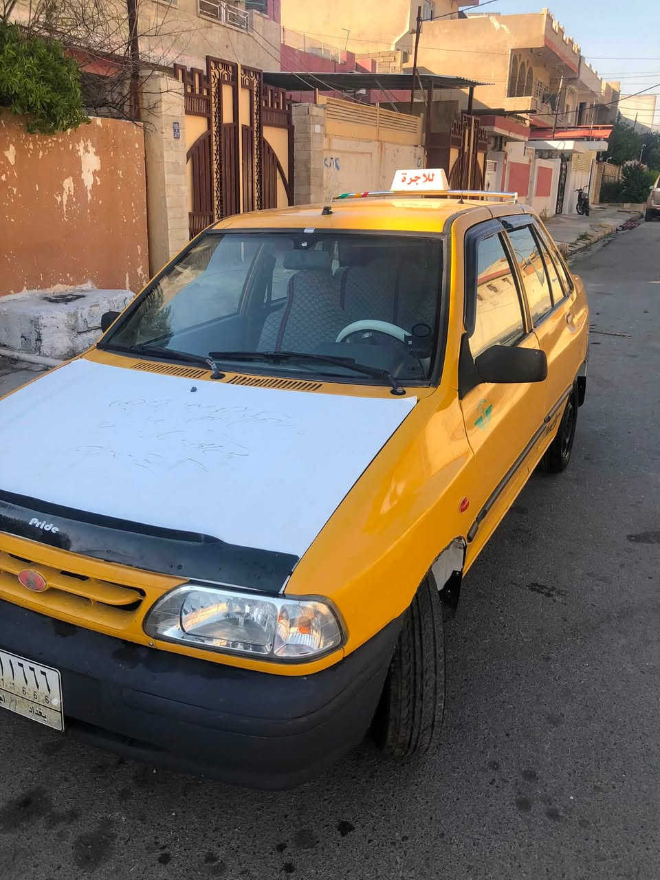 للبيع ٢٠١٠
صبغ حزام بدون ضرر مشروع وطني 
سياره جاهزه مكاني موصل سعر ٢٥ وبيها مجال
*********** واتساب
