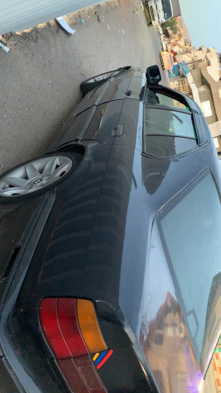 Bmw 
مۆدێل  1992
ماڵی مەدەنی بەشەرت  ماباقی  مشتێک خۆڵ
مەکینەی ٥٢٥ گێڕ عادی
سڵایت ولایت ئەڵقەیە
گێڕو مەکینەی مەزبوتە تەنها ئەنفلۆیەکی دەوێت چوارتایەێ لۆکی لەسەرە
ماشەڵا زۆر بەقوەتە
بەمشتێک خۆڵ دەیفرۆشم بۆیە سەرم مەئێشێنە
18گەڵا السليمانية, العراق


**إذا كنت صاحب هذا الإعلان وتريد حذفه لأي سبب، رجاءا أرسل رسالة إلى الدعم الفني**