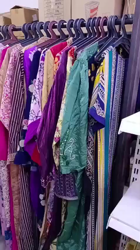 بسم الله وعلى بركة الله 
تخفيضات نااااريه 
الاسعار مذكوره داخل المقاطع 
العنوان فلوجه حي الضباط شارع المستشفى مجاور دكتوره محاسن اسم المحل مجمع الأخوين للتبضع المنزلي 
متواجدين لساعه ١٢ ليلا


**إذا كنت صاحب هذا الإعلان وتريد حذفه لأي سبب، رجاءا أرسل رسالة إلى الدعم الفني**