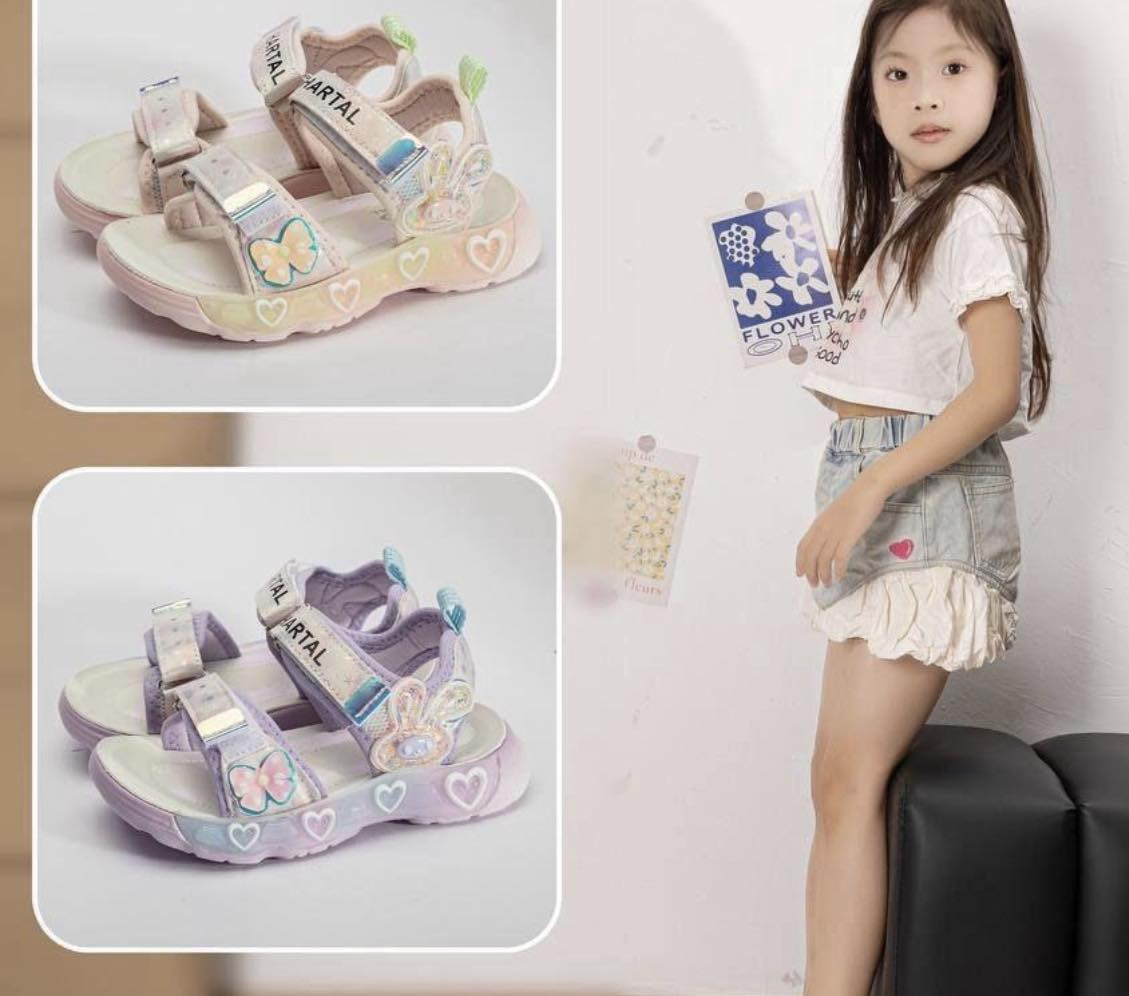 جديد الرفيف للاحذية
صندل طفله
القياسات  26-27-28-29-30
يتوفر توصيل 🚚 
كوت شارع الهورة مجمع ابن فنجان 
للحجز والاستفسار مراسلة البيج 
#واسط #كوت #الهوره_كوت #الهوره_واسط


**إذا كنت صاحب هذا الإعلان وتريد حذفه لأي سبب، رجاءا أرسل رسالة إلى الدعم الفني**