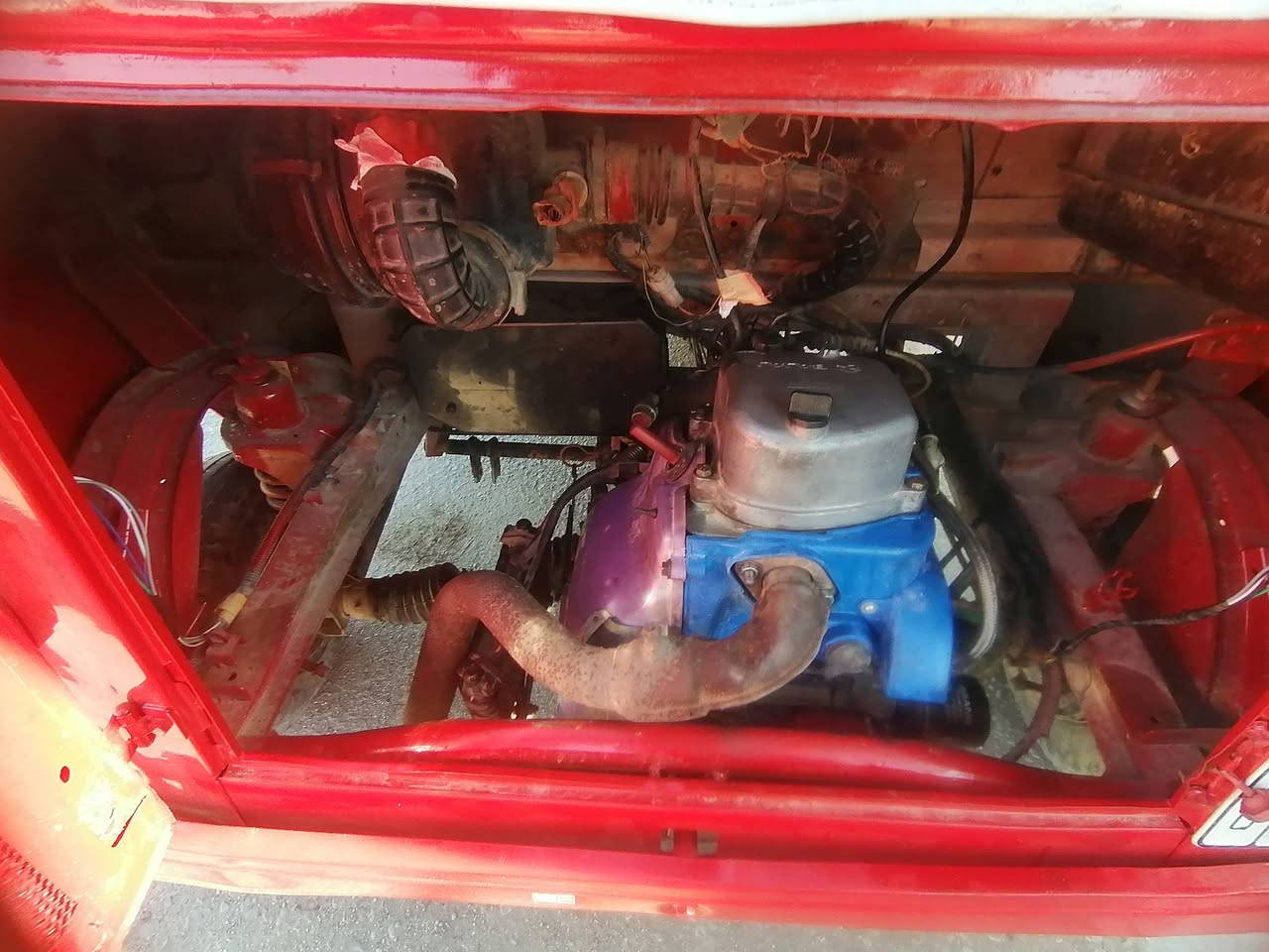 اسلام عليكم تكتك مال جناي موديل ١٨ رقم كربلاء تكتك خير من الله مكينه ناعمه مصبوغه عام السعر ٤و٩٠٠ وبيهه مجال حگ الجيه *********** كربلاء حي الغدير
