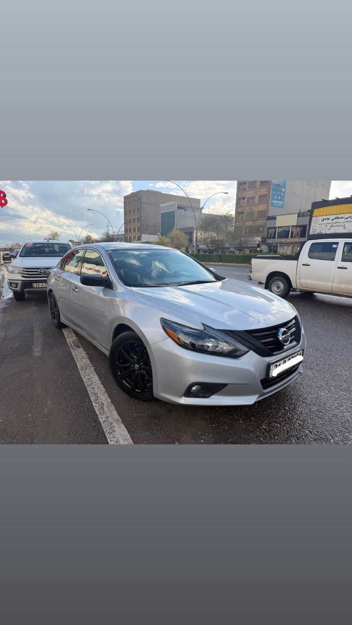 Nissan Altima 2016 SR 
سەنەوی و ژینگەو هەزەی نوێیە تا 25/2/2029
بەناوی خۆمە وەکالەو پەنجە مۆر بەشەرت
مواصفات
گێڕ لە سوکان
بەسمە 
شەغال 
کامێرا
 حاسە 
لایت بیلاد ئیدیشن
شاشە گەورە
بەڕادی خارجی گێر
زینۆن 
ڤۆلیۆم
گێرسوکان
تەحدید سورعە
گێڕو مەکینەو تەبریت و تەقەوڕەقە بە شەرت
5 پارچەی بۆیاغە
رقم الشاصي: 1N4AL3AP7GC280605
ژ.م*********** أربيل, العراق
