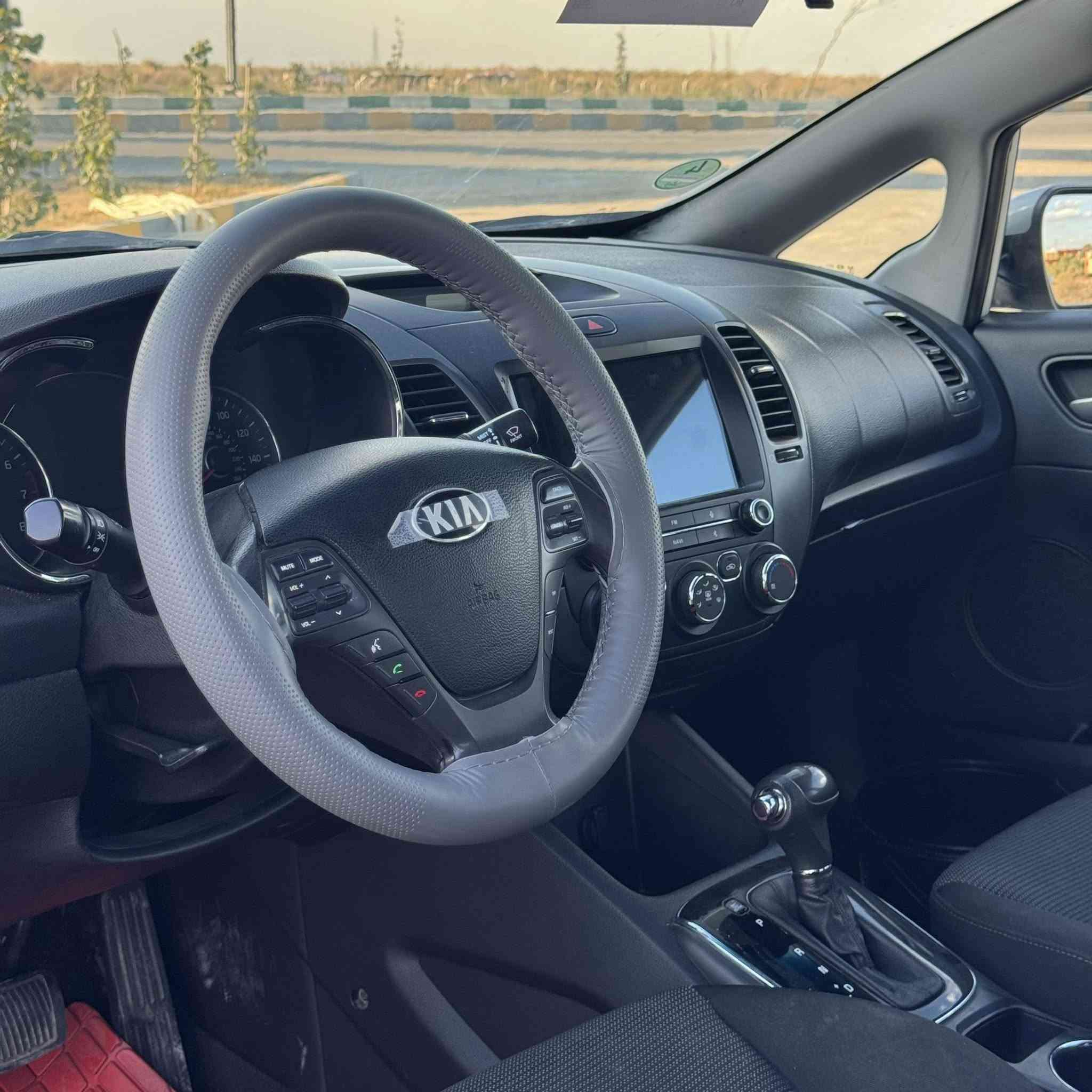 الهم صلي على محمد والي محمد
كيه فورتي 

موديل:2018

وارد امريكي السونار مرفق بل منشور

موصفات:

كامره خلفيه 

حساس امامي خلفي 

شاشه 

مكينه:2000دوش

ماشيه 100الف 

السياره جديده كلش تاخذه ما تصرف عليه الف 

احلى من الصور 

مكانه:ناصريه مركز 

السعر:122وبيه مجال 

للستفسار: ٠٧٨٢ ٢٨٤ ٠٨٩٦

٠٧٧٦ ٤٥٥ ٤٧٩٧
