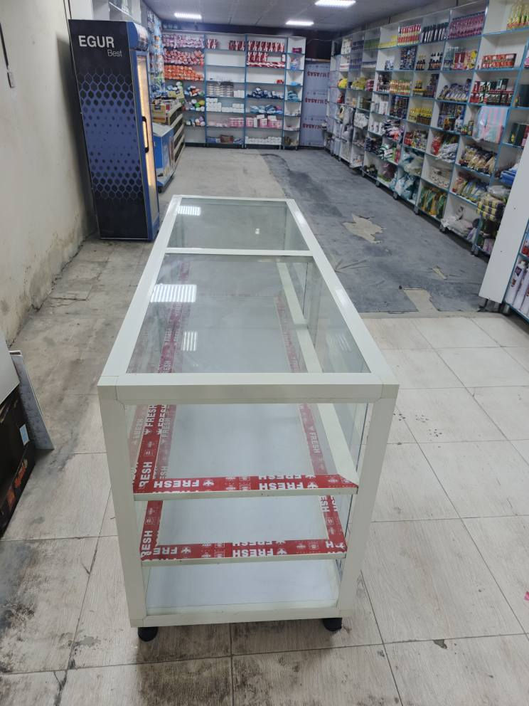 ميز حلويات ياخذ 20 طاولي تزكام الثقيل مستغدم 15 يوم مكاني كوفه عباسيه سعره 400 ‏‪‏‪***********‬‏
