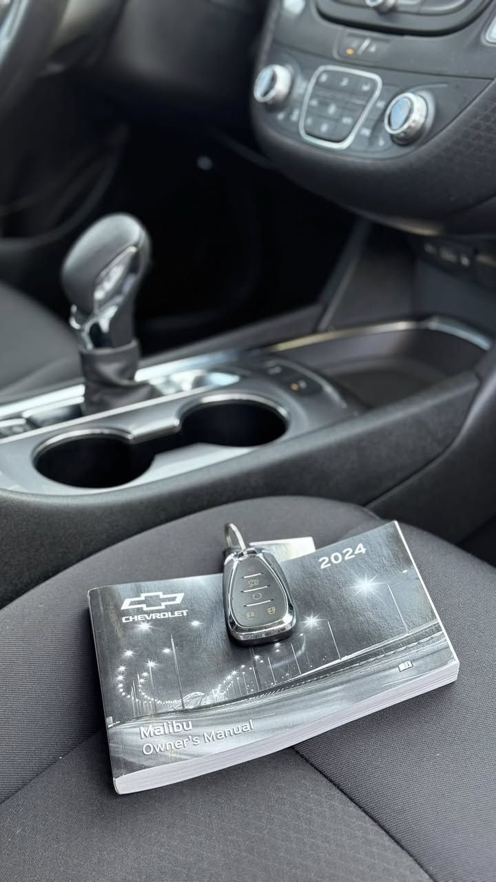 ماليبو 2024 كاتي
مواصفات LT1 
تحديد مسار 
رادار امامي داتا شو 
رادار خلفي
دخول ذكي وتشغيل عن بعد 
تدفئة كشنات 
تبريد منفصل مناخين 
قطعتين تبريد 
اوتوب ستوب 
سايد بريك كهربائي 
شاشة كار بلي + اندرويد اوتو
السيارة دخول جديد 
حادثها قطعة وحدة صبغ فقط بدون دواخل موضح بالصور 
تترقم شمالي 
السعر 128 وبيها مجال بسيط
*********** واتس او اتصال عنوان كركوك
