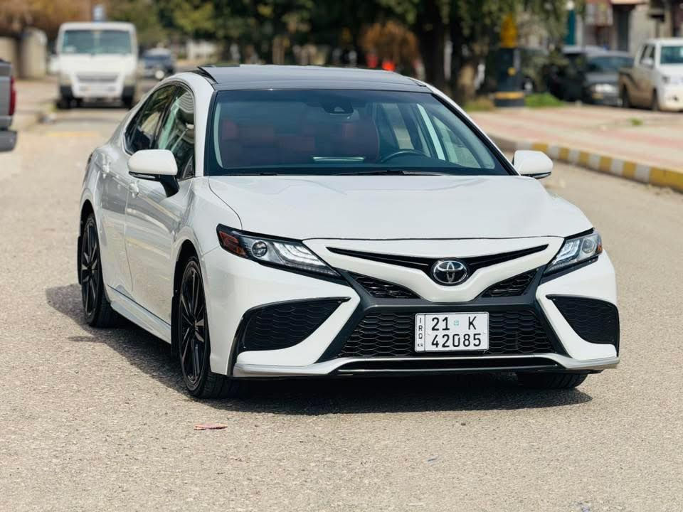 السلام عليكم 
كامري 2023 XSE 
فول الفول 
4 سلندر 
بانورامه داخل احمر بلادي شاشه جبيره شحن واير ليس كامرات جانبيه فول بصمات كامله تشغيل عن بعد هندبريك بصمه اوتو هولد رادار امامي جانبي وخلفي كشنات هيتر تبريد لمس لايتات وبكلايت كوله ليد ويل 19 بلادي وتخم تاير جديد مشدود وبعد كولش هواي مواصفات مذاكرهن حادثه جاملغ السايق والباب مصبوغ فقط وبشرط الفحص ايرباك فقط برده فقط رقم سليمانيه ترقيم جديد البارحه بسمي وكاله تحويل جاهز 
السعر 237 
اي استفسار ***********
