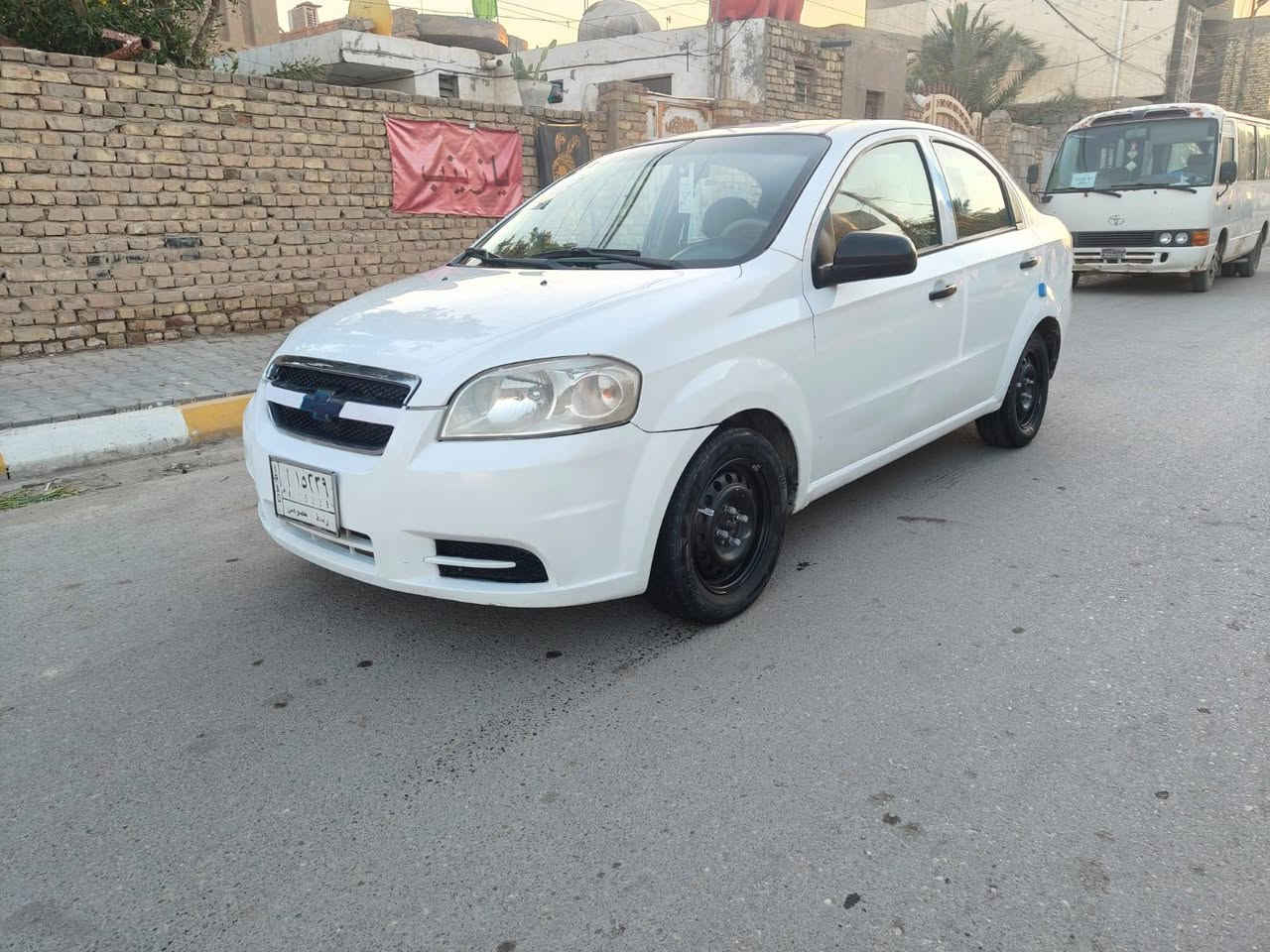 السلام عليكم
اف يو 2010 كير عادي رقم واسط بأسمي تخم تاير جديد تبريد شغال حداديه جديدة منظومة غاز مكفوله مكان سياره واسط58 السعر ***********
