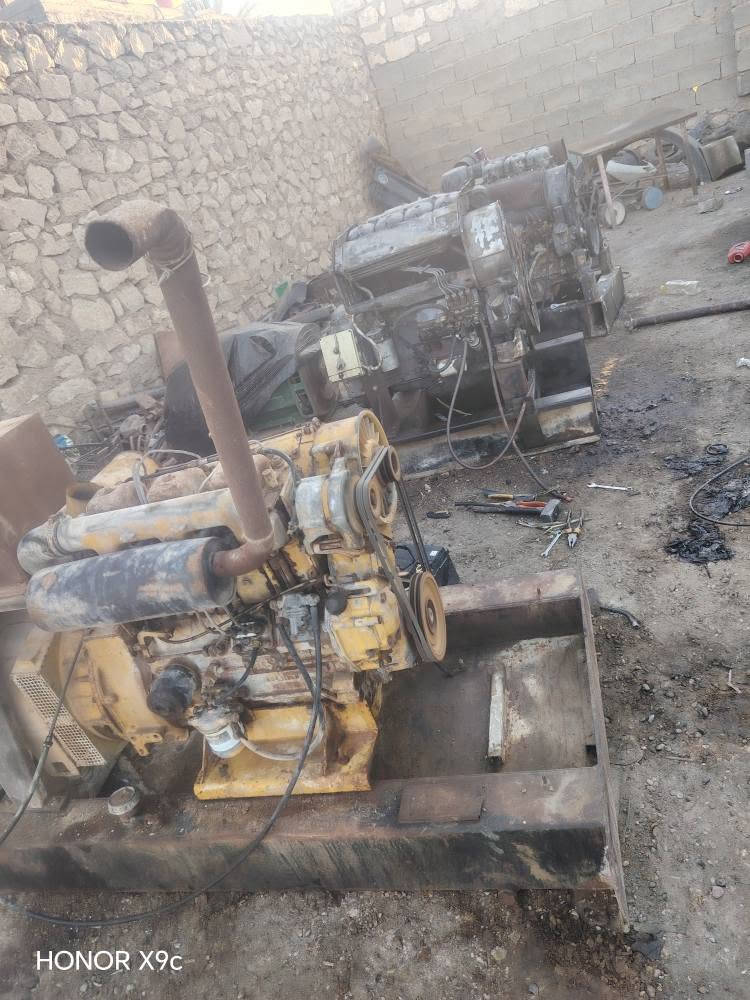 للبيع مولدات دويز عدد 3 نضيفات وشغلات المواصفات  1- أربعة بستم و2- ثلاثة بستم
*********** الرمادي, الأنبار
