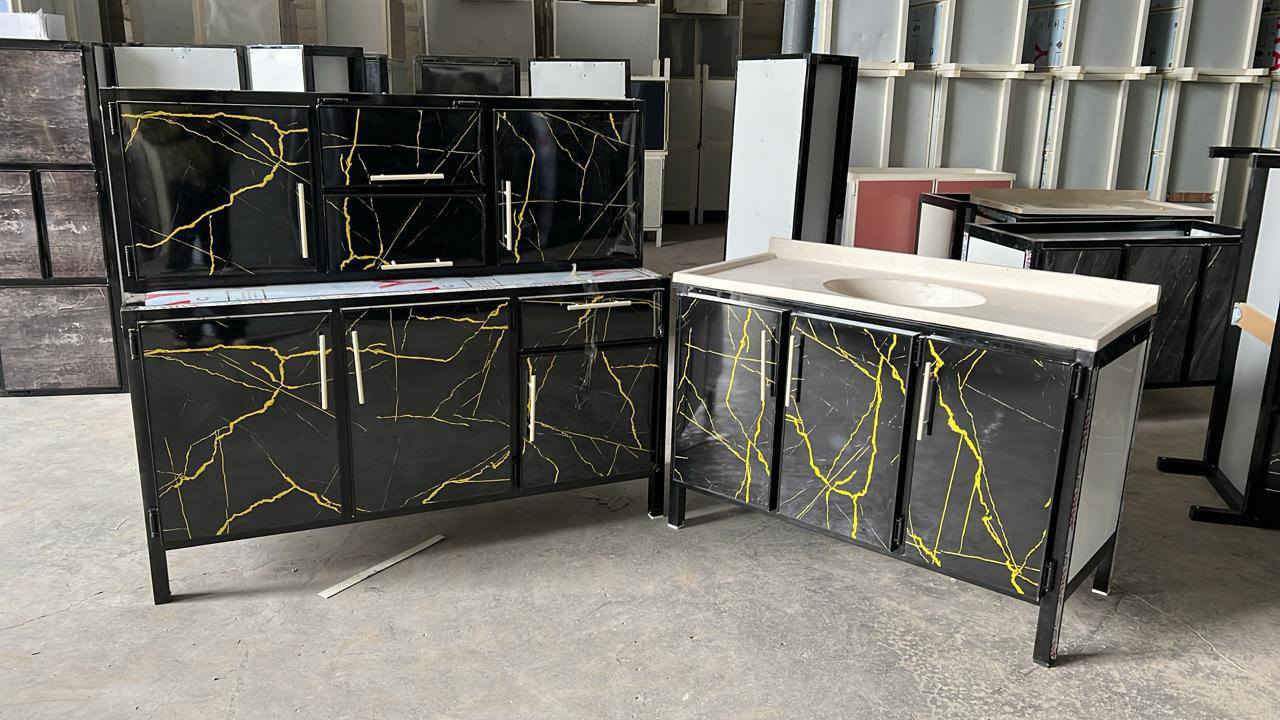 كاونتر مترونص  ارضي.وملحق مترونص
وسنك متر و 20 سم . 

السعر  215

توصيل مجاني داخل بغداد 

) مجاني الفلوجه  كرمه صقلاوية عامريه. خالديه.

بابل   كربلاء _نجف الديوانيه 10

رمادي 15 

صلاح الدين واسط. _ توصيل 25)

عماره سماوه ناصريه 30

بصره 35

توصيل بغداد مجاني

. بسمايه نهروان افضيليه سعادة  طارمية توصيل 10 عليه


**إذا كنت صاحب هذا الإعلان وتريد حذفه لأي سبب، رجاءا أرسل رسالة إلى الدعم الفني**