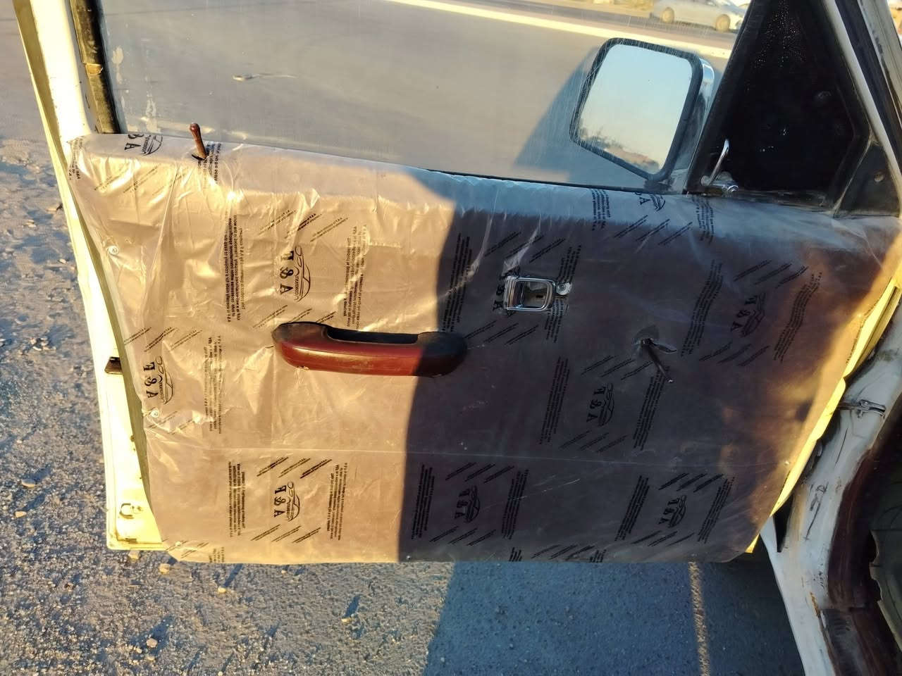 سلام عليكم بيكم نيسان للبيع موديل ٨٨ خطه ٩٢ رقم نينوى بسمي سنويه منتهي شرط تحويل الوكاله مكينه وكير بلااد بل كارتون حداديه جديده اكسنه جديد تايرات انضاف دوخل بل كارتون كهربائيات كله شغال سياره مكفول ضرب وكلبه مصبوغ جماليه فقط جام يصعد وينزل سياره مال جناي الله شاهد بيع مستعجل دشبول بل جيس السعره ٢٨ وبيه مجال مكاني البصره وهاذ رقمي ***********وانه خادم  سياره مال جناي الله شاهد
