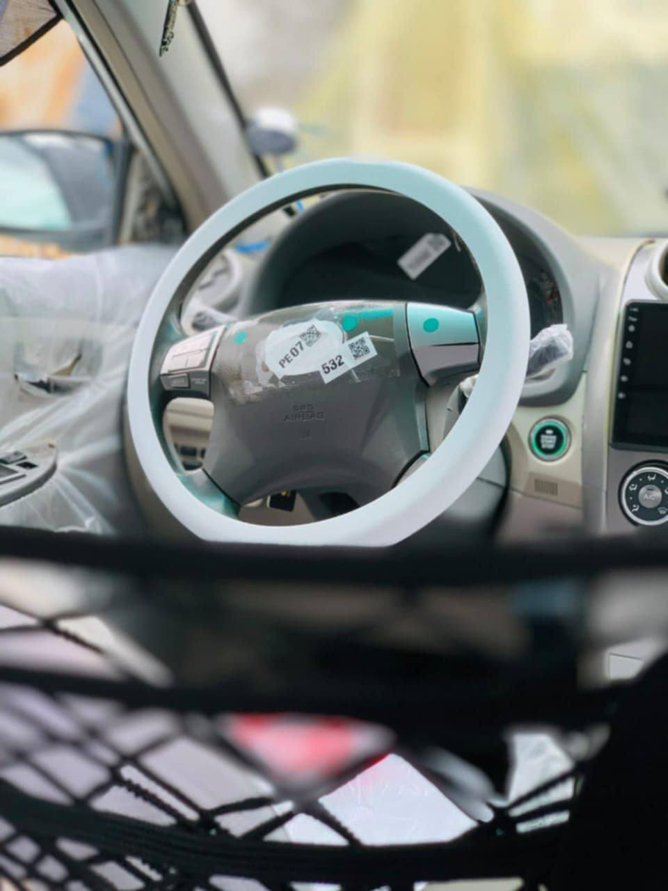 سلام عليكم بي وادي 2013 مكفوله كفاله عامه رقم انكليزي سنويه ل ٣٠ فول موصفات 
شاشه 
تحكم اسيرن 
تبريد تدفئه 
محرك كير اوتماتيك 
تخم تاير جديد خطه
دواخل جيس
بصمه تشغيل عن بعد 
فتحه  سنتر لوك 
السعر ٦٥  او امراوس بتكسي نضيف
خاص مفتوح او تواصل وتساب ***********
