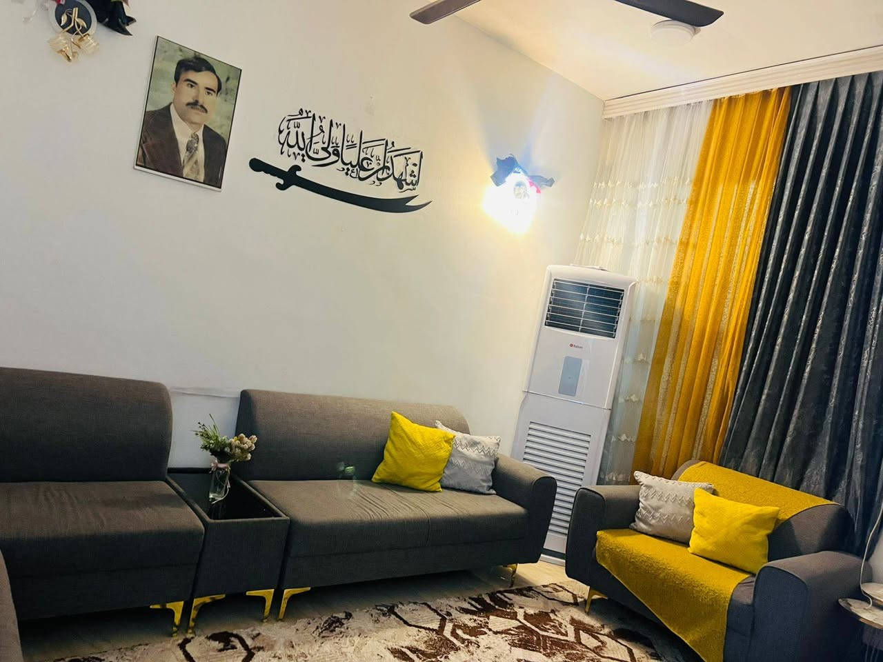 التخم للبيع نطيف شغل حاططه مو سوكي سعر ٥٥٠ الف بي مجال شي بسيط 
*********** الاستفسار
