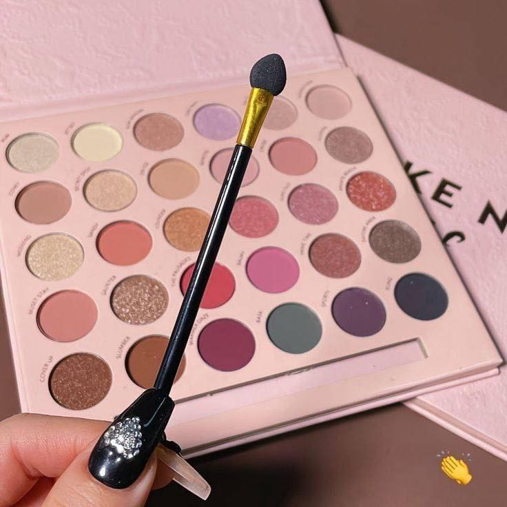 باليت اي شادو من ErshiQi
❤️ ❤️
 تحتوي مجموعة ظلال العيون بتركيبة فائقة التركيز، تتراوح من الألوان المطفية 🌈و الألوان  الكلتر❤️🙈
وكل ما تحتاجينه للحصول على مظهر متألق , فهذه المجموعة المختارة بعناية تتضمن مجموعات لونية سهلة الاستخدام... 

كوالتي عالي ...
يجمع الالوان الاساسيه و الانتقاليه مات .
سهل الدمج و ثابت طول اليوم. 
تحتوي على  30 لون


**إذا كنت صاحب هذا الإعلان وتريد حذفه لأي سبب، رجاءا أرسل رسالة إلى الدعم الفني**