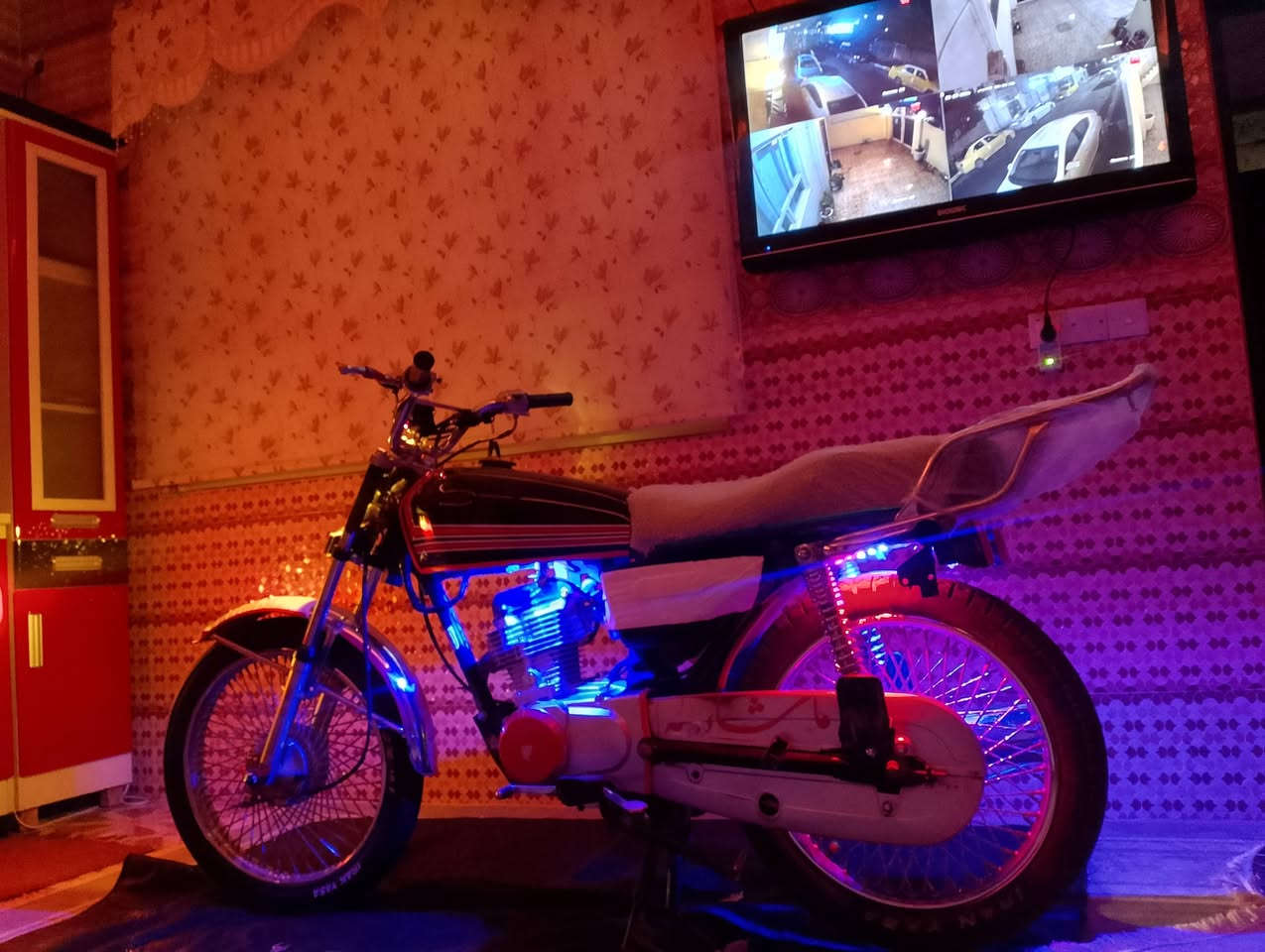 سلام عليكم
نامي برو موديل 2021للبيع 
ي عيب ما بي شرط شلعه معدل فصله 
كهربات كامل مكمل و صفيره كامله 
مكان ديالى خانقين     
سعر 475بي مجال 
رقم.  ***********
