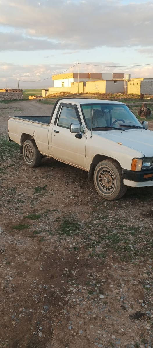 السلام عليكم بيكم ٨٥ للبيع صبغ حزام وبسمي سنوية إلى ٢٩ كابون موجود 5كير شرط ١٥٠ يمشي ركبتها مرزي داخل احمر تدفئة تبريد قفل مركزي ابواب ديلكو ماكنيت بريك دسك بور ستيرن سيارة ويلكب امرايت فلاحي بيها مكانات معجون شاصي مصلح فول فول ما تصرف ربع تريد تحويل تريد وكالة السعر بلا معاملة 55،،$ ***********
