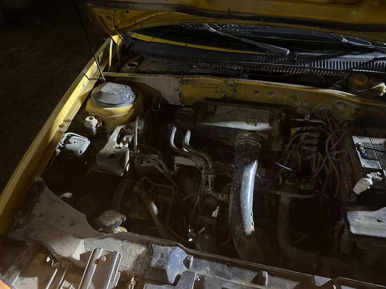 السلام عليكم 
اخوان سمند 11
كير ومكينه كفاله فقط بيها بور 
رقم احمر 
***********

17وبيها مجال
