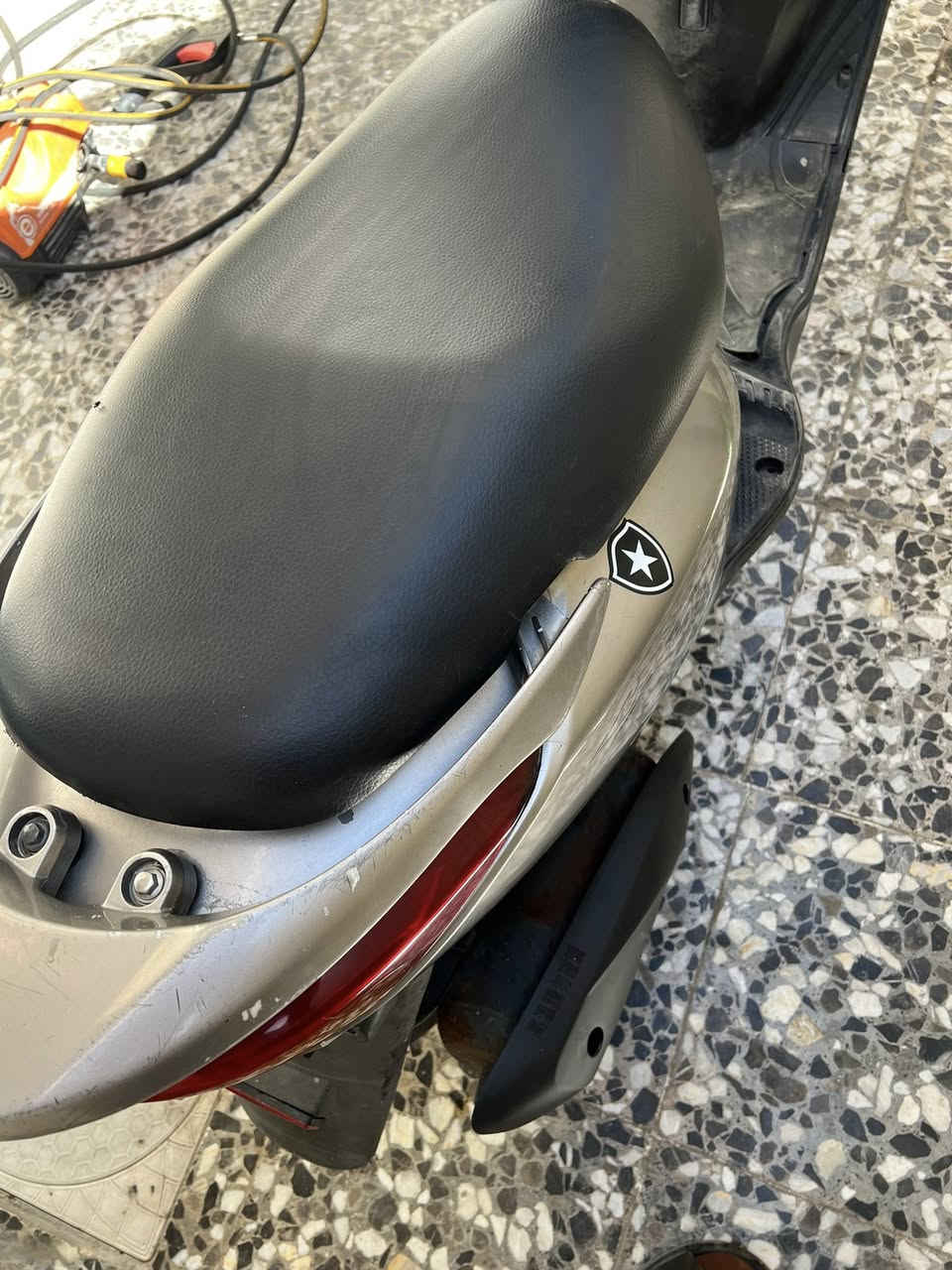 سلام عليكم دراجه بريز للبيع  كامله مابيه نقص كله شغاله نكره سلف وهندر مكينه ناعمه السعر 550المكان بغداد الدوره الرقم واتساب  *********** رصيد ***********الشراي يتصل
