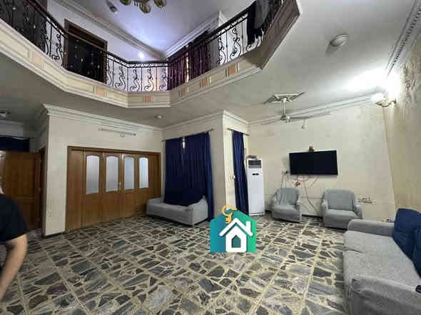 #مكتب_ميثاق_الرحمن_للعقار
دار البيع دبل فليوم واجه حجر 🏠
مساحه 300 م واجهة 12 م نزال 25 

يحتوي على 7 نوم . صاله . مطبخ حار بارد . وهول .
خدمات عدد 3 . كراج كبير . حديقه . موقع مميزأ
في شارع فلسطين قريب شارع العام 

موقع . المكتب شارع فلسطين تقاطع الصخره قرب مختبرات النخبة اللاستفسار الاتصال ***********
***********
#بيع_شراء_الاراضي_ايجارت_تجاري_سكني_تعقيب_معاملات_مقاولات
