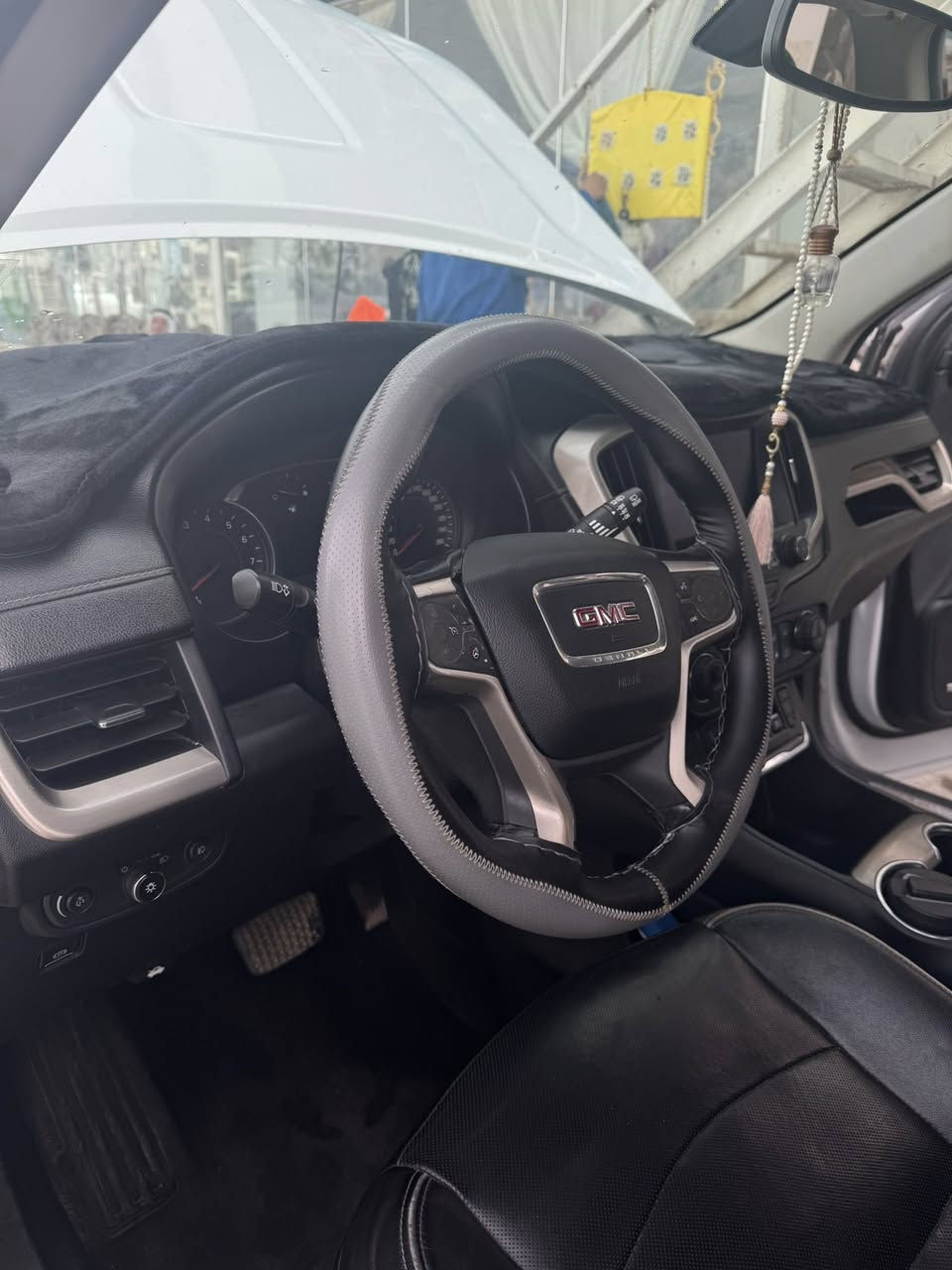 للبيع جمسي تيران 
دينالي 2019
فول مواصفات 
حادث بسيط جداً 
بدون ايرباكات 

***********
