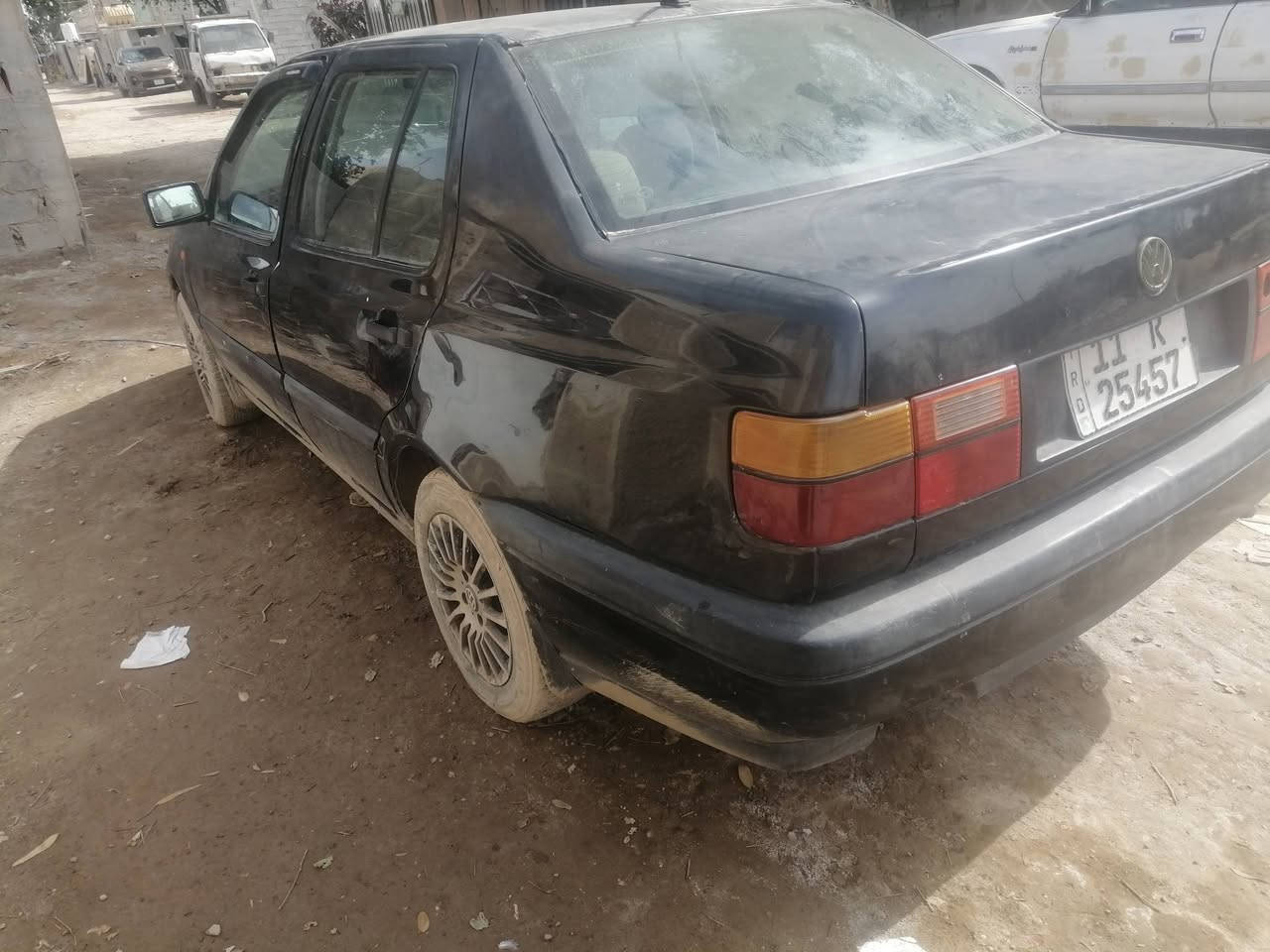 كولف فينتوو موديل 93 رقم بغداد بسمي لاضربه ولا صبغ محرك ل2000 كير اتوماتيك بارور ستيرن واكف سعر 35 وبيها مجال مستعجله ع بيعتها مكان بغداد ***********
