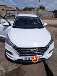 توسان 2020  رقم بغداد بسمي خليجي كامل موصفات مابيه اي نقص جهازه من كلش...